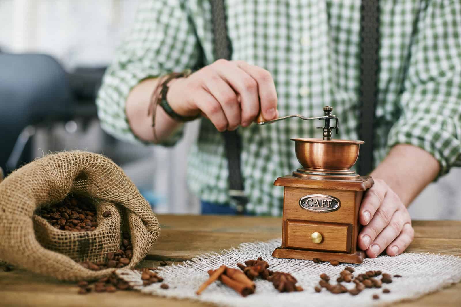 Advantages Of Using Your Best Hand Coffee Grinder