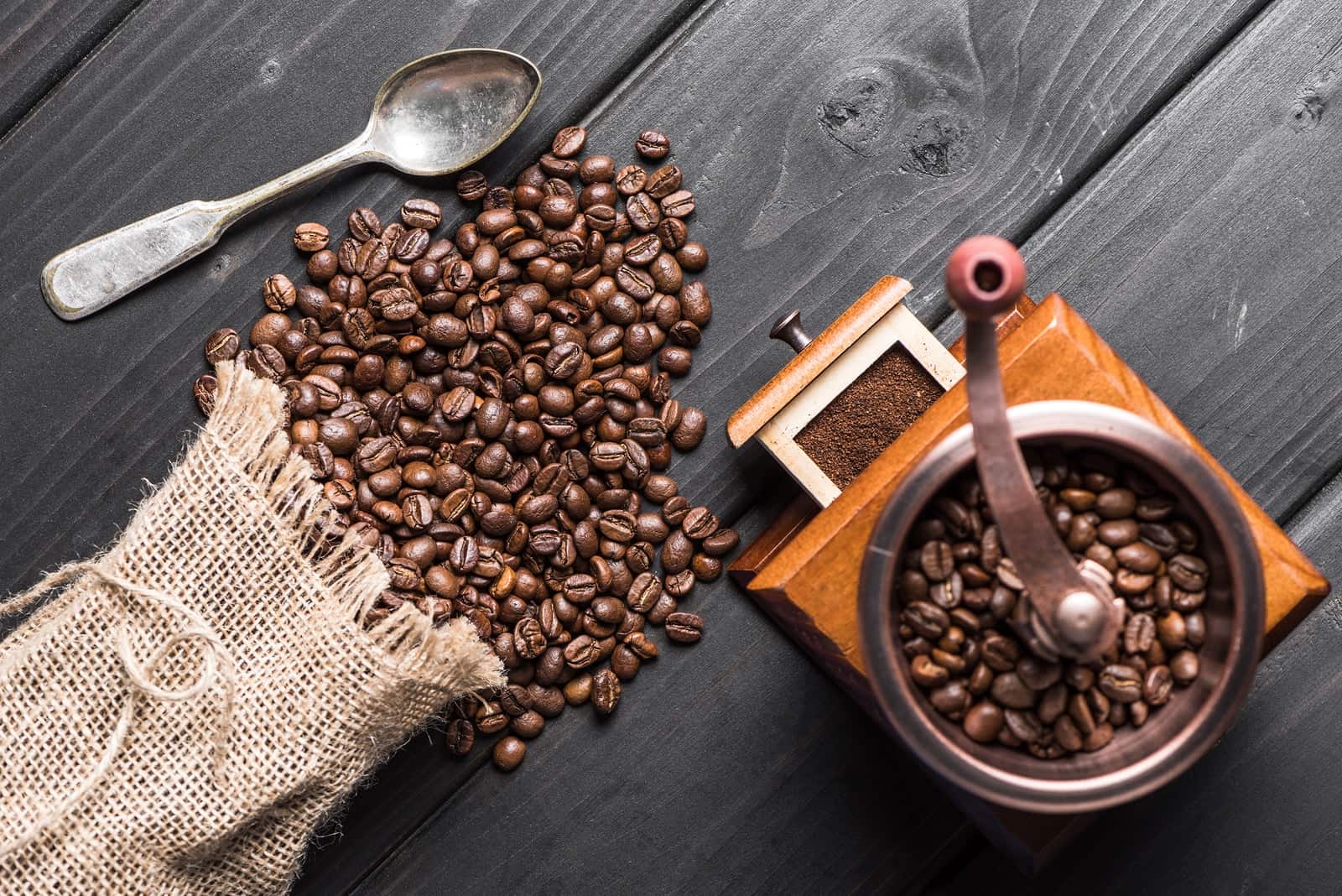 The Best Manual Coffee Grinder